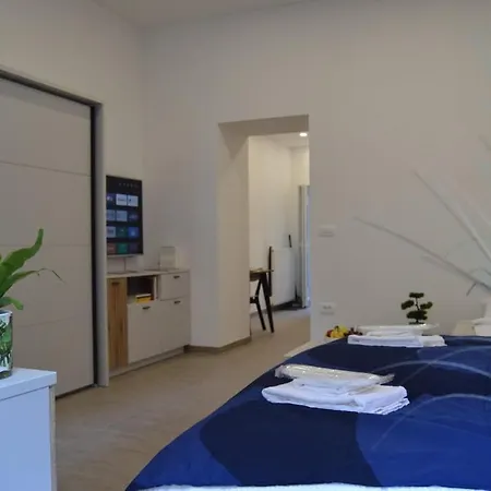 Nina With Free Parking Liubliana