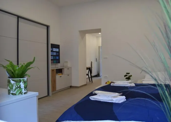 Nina With Free Parking Liubliana